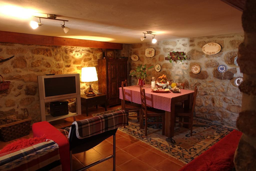 Casas Da Fonte - Serra Da Estrela Seia Buitenkant foto